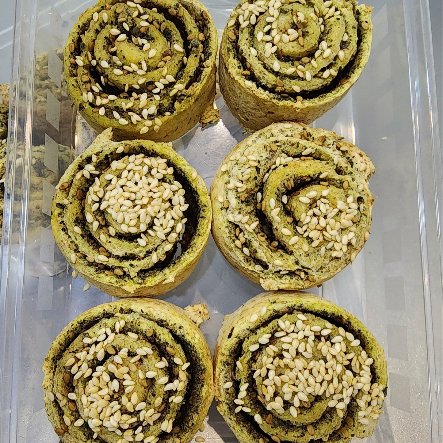 zaatar croissant roll ( 6 pcs ) زعتر  كروسان رول